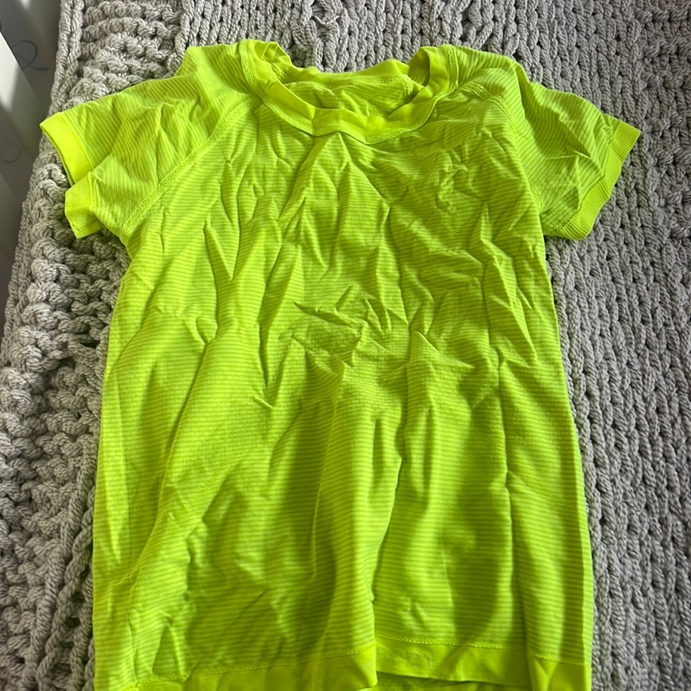 Lululemon swiftly tech